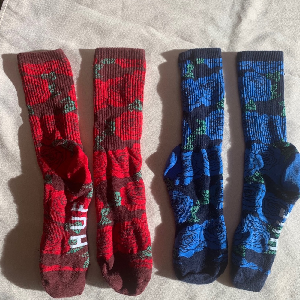 New rare HUF rose socks